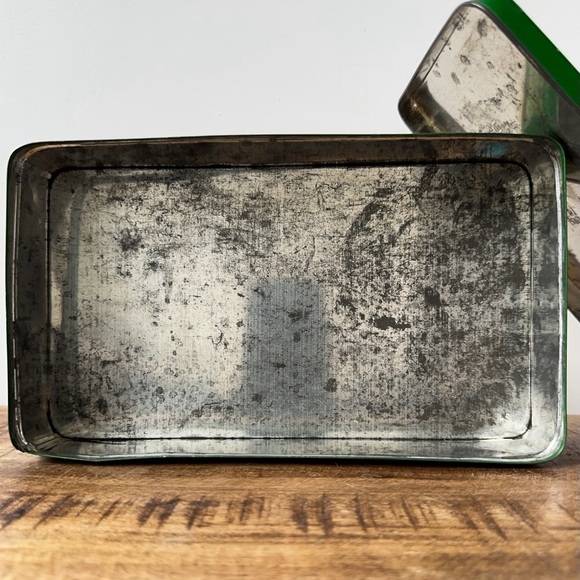 Golden Phoenix Green Enamel Tin Stash Box - Picture 7 of 9